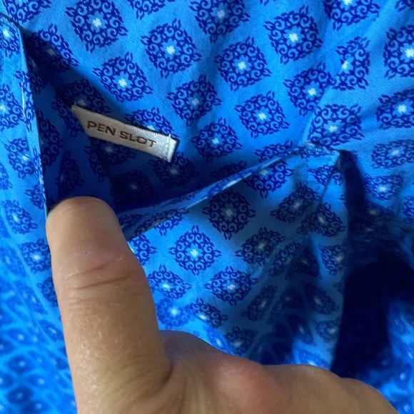 LIKE NEW ARIAT LONG SLEEVE SHIRT. Size L. Blue. EXCELLENT CONDITION. - Picture 3 of 12